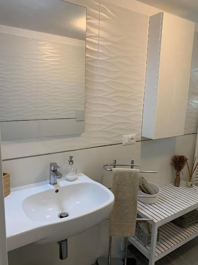 Caramella Guesthouse Viareggio Italia