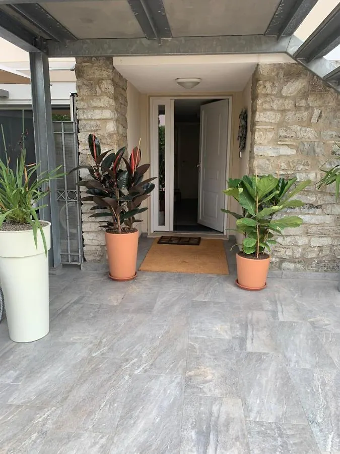 Caramella Guesthouse Viareggio 0*,